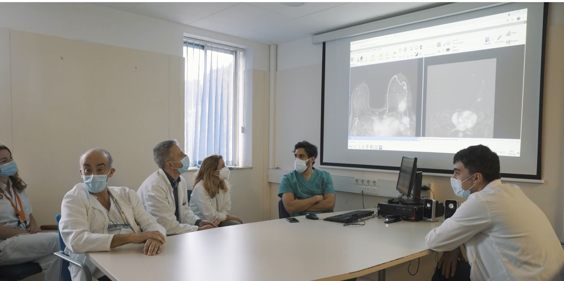 El Comitè de Patologia Mamària de l’Hospital Dr. Josep Trueta, reunit en una sessió