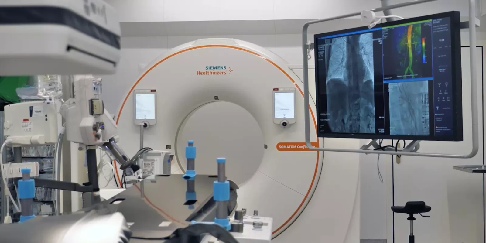 El nou tomògraf computat ja instal·lat a l'àrea d'intervencionisme del Trueta 