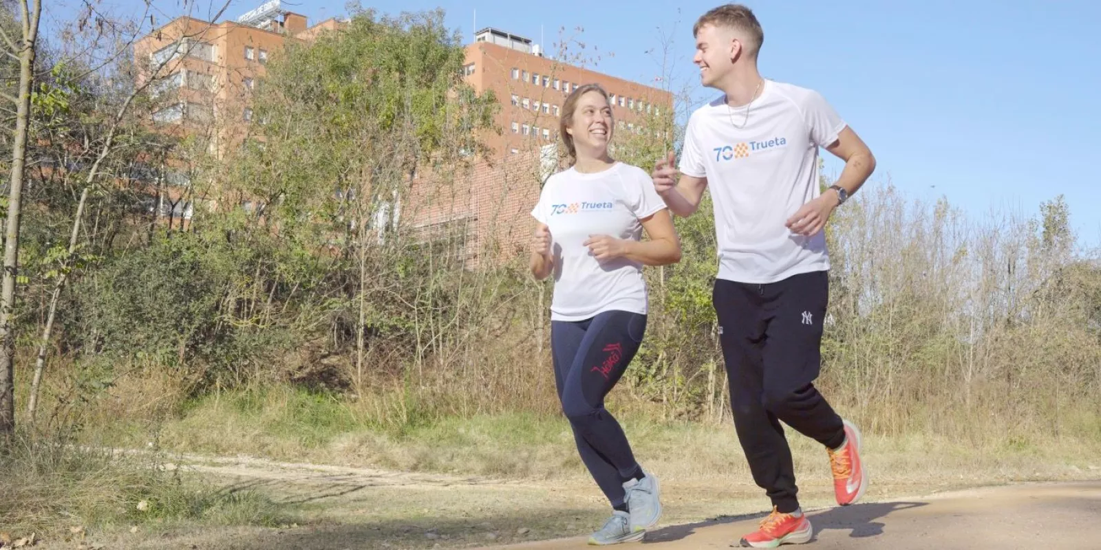 Imatge promocional de la cursa i marxa solidària dels 70 anys de l'Hospital Trueta.