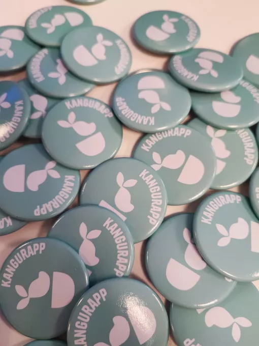 Xapes promocionals de l'aplicació 'Kangur-APP' de la Unitat de Neonatologia del Trueta Dia Mundial del Mètode Kangur