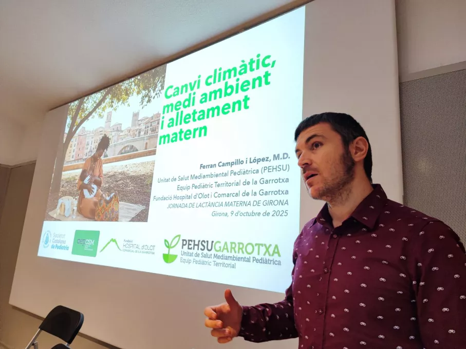 Ferran Campillo, pediatre de l'Hospital d'Olot, intervé durant la ponència sobre sostenibilitat i lactància materna.