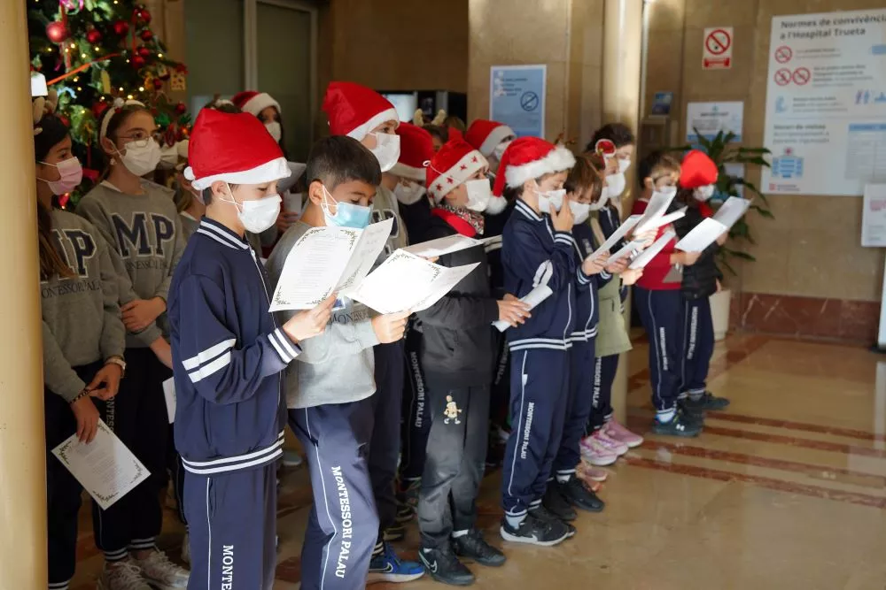 Alumnes de l'Escola Montessori-Palau de Girona han obert el calendari d'actes de Nadal 2025-26 del Trueta