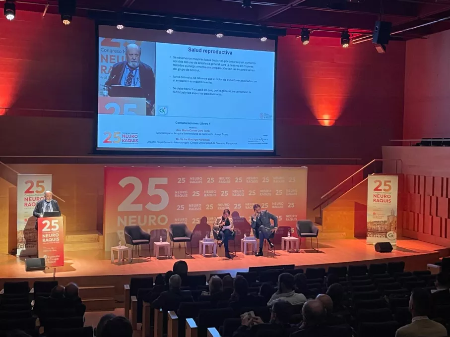 Inauguració del congres de neuroraquis al Palau de Congressos de Girona.