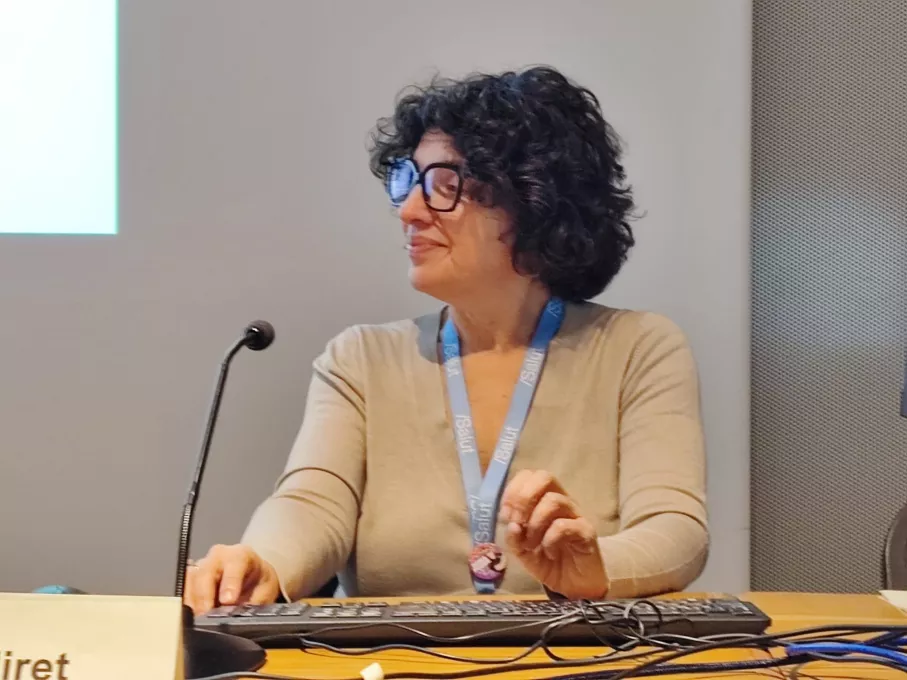 Eulàlia Miret, durant la presentació del llibre "Ensenya'm la llengua"