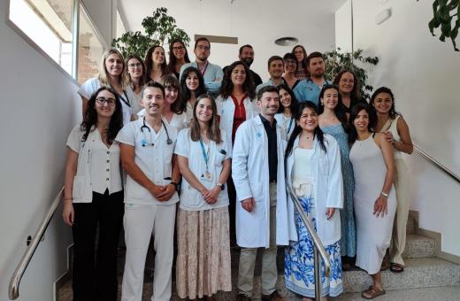 Grup de residents que aquest juny de 2025 completen la seva etapa formativa com a residents de l'Hospital Trueta.a