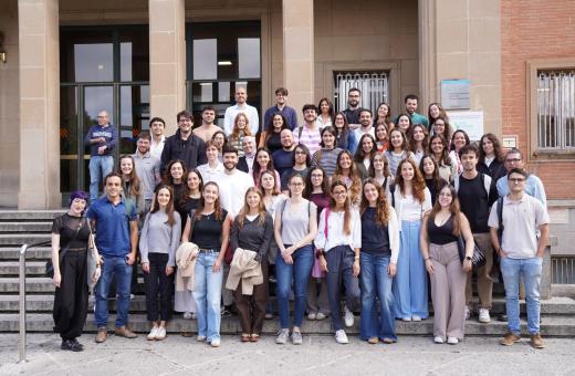 Nous residents de l'Hospital Trueta durant l'acte d'acollida 2026