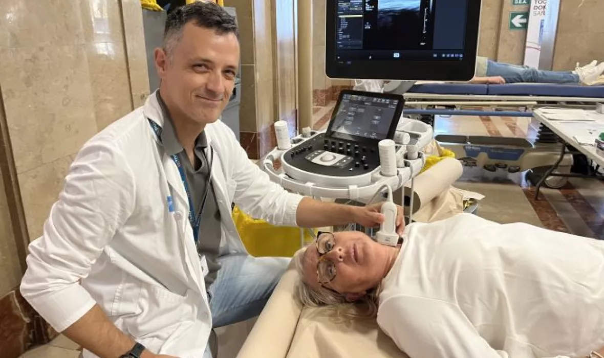 Proves a la ciutadania a l'Hospital Trueta en el marc del Dia Mundial de l'Ictus