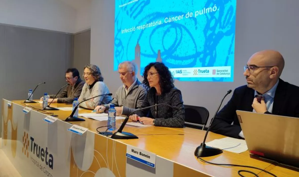Taula inaugural de la Jornada de Pneumologia organitzada pel Servei dePneumologia del Trueta i el Santa Caterina