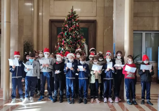 Alumnes de l'Escola Montessori-Palau de Girona han obert el calendari d'actes de Nadal 2025-26 del Trueta