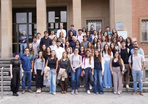 Nous residents de l'Hospital Trueta durant l'acte d'acollida 2026