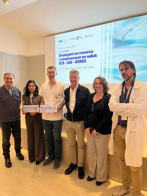 Imatge conjunta dels organitzadors i els premiats a la jornada de recerca Trueta, IAS i IDIBGI