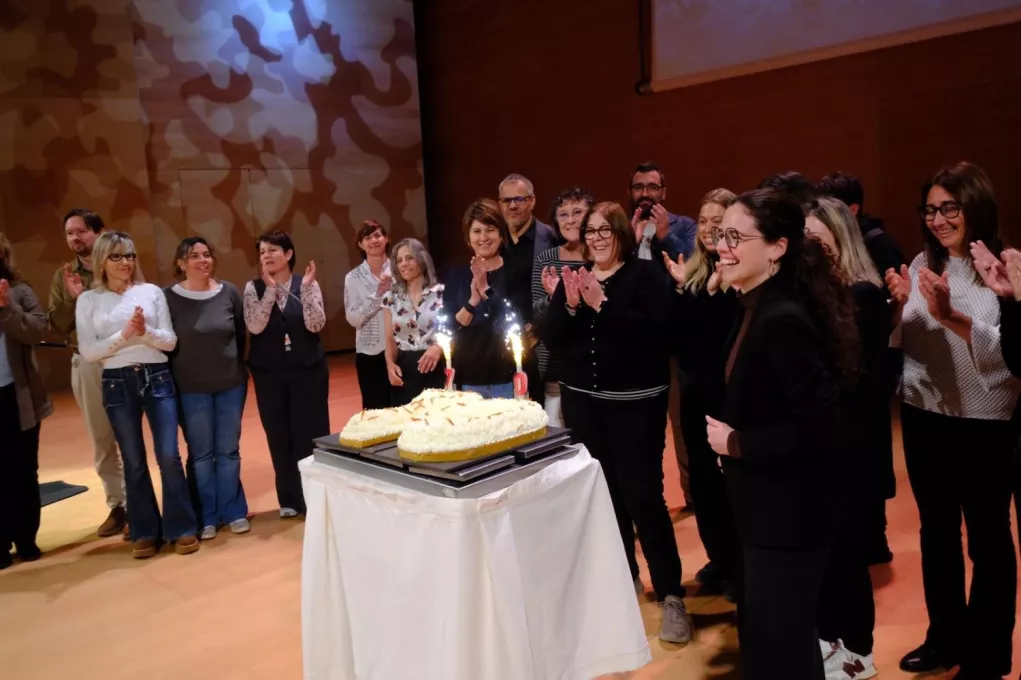 Professionals del Trueta durant la cloenda de l'acte central dels 70 anys de l'Hospital a l'Auditori de Girona 