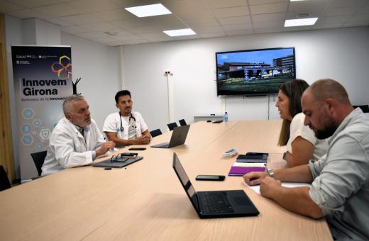Responsables de la Unitat d'innovació IAS - ICS Girona reunits per preparar la Setmana de la Innovació.
