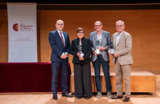 El Dr.Josep Perapoch rep el premi Bonastruc ça Porta 2026 en representació del Servei de Pediatria del Trueta