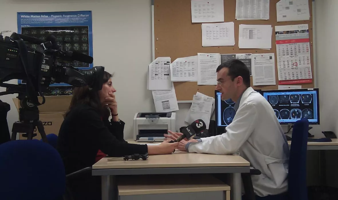 Entrevistant-dr-Puig.jpg