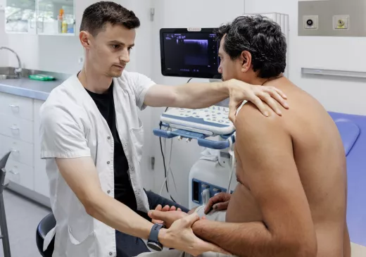 Professional de reumatologia i pacient