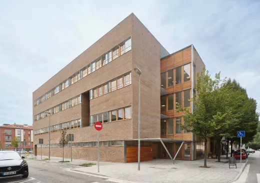 Exterior CAP Olot Nord Fotos Comas Pont Arquitectes
